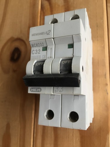 Eaton mem 32a mch232 - eaton, poli