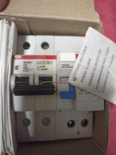 Abb e42 rcbo - p,